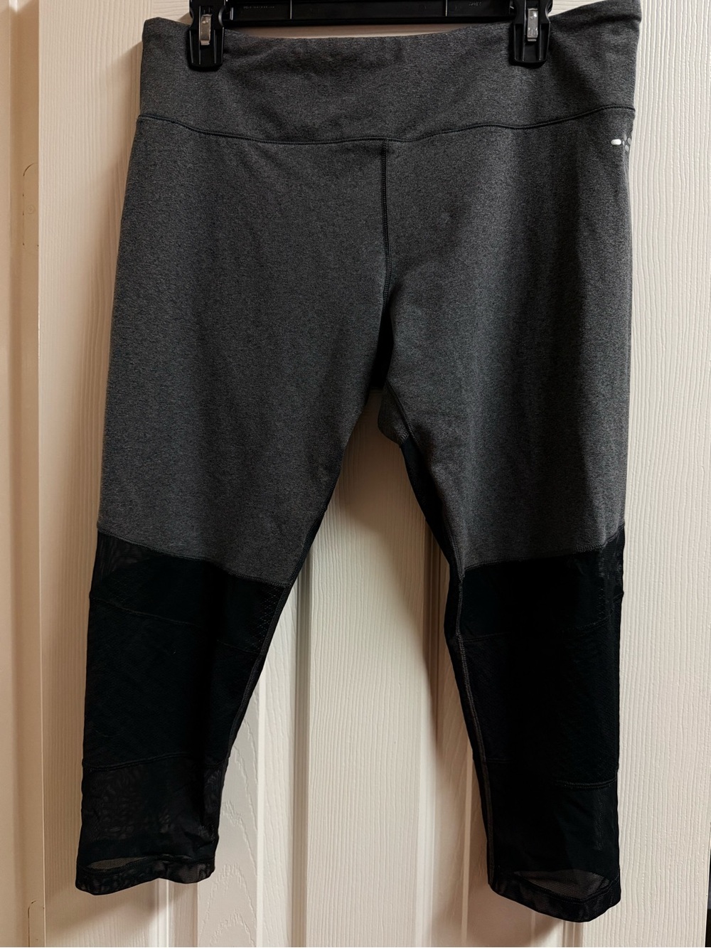 Women’s grey  and Black Active Leggings